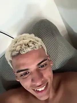 Freechat MrLeoLatino on StripChat