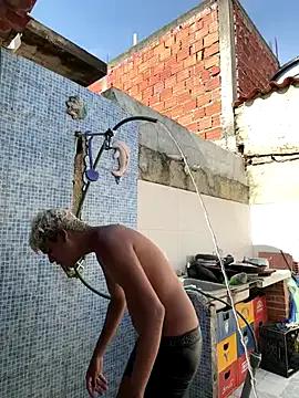 Freechat MrLeoLatino on StripChat