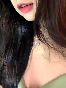 Nana_kute20 on StripChat