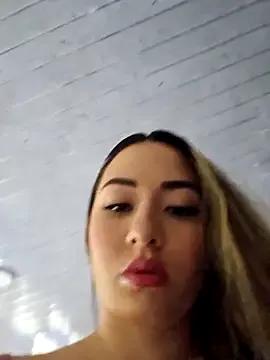 Natasanz on StripChat 