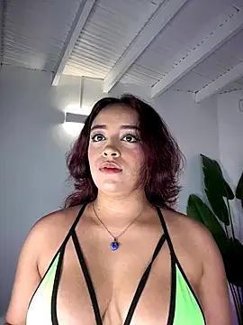 Freechat NaughtyNinnaXXX on StripChat