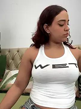 Freechat NaughtyNinnaXXX on StripChat