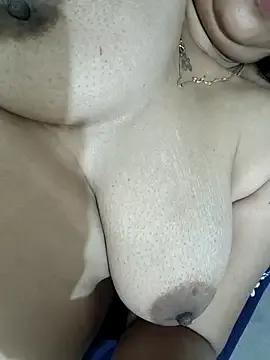 Neha8923 on StripChat