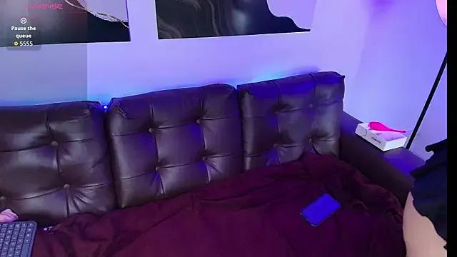 Freechat Nia_Blum on StripChat