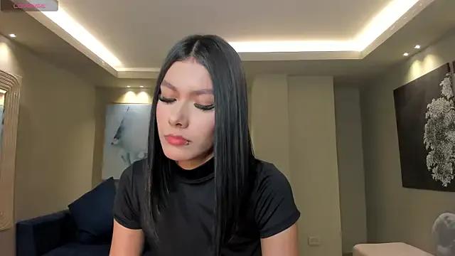 Freechat NiaSalvatore on StripChat