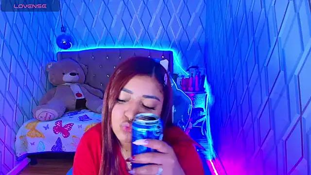 Freechat NicolleTaylor on StripChat