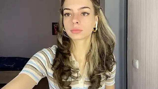 Freechat NKaaCroos on StripChat