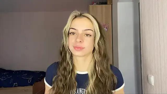 NKaaCroos — change outfit