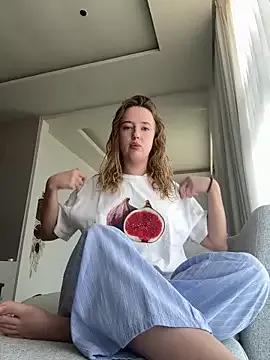 Freechat Nura_n_Sarah on StripChat