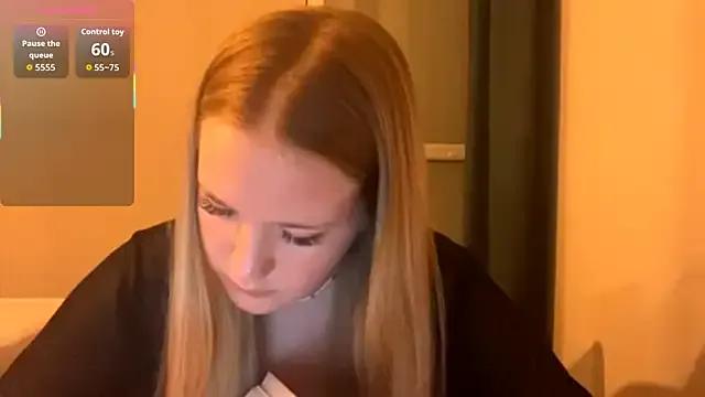 Freechat PandaFluff on StripChat