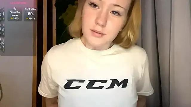 Freechat PandaFluff on StripChat