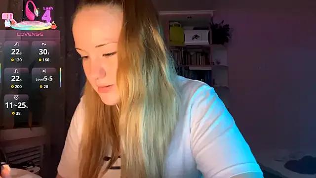 Freechat PandaFluff on StripChat