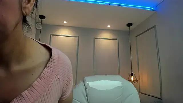 StripChat PerlaPreciosa is Freechat PerlaPreciosa — He spanks me hard:111