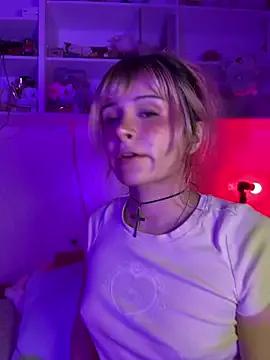 StripChat pinkyfairyx is Freechat pinkyfairyx — 1 giant bong rip while I take a rush