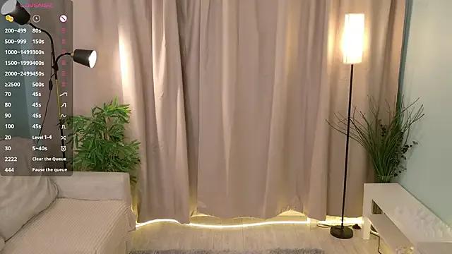 Playful_Lia on StripChat