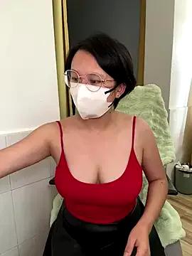 Freechat pumpkin_91 on StripChat