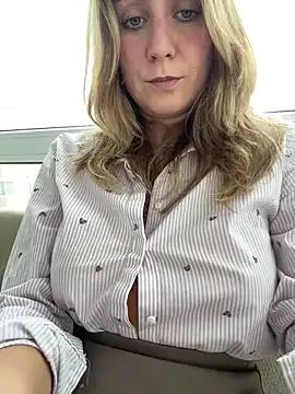 Freechat Puzdosia on StripChat