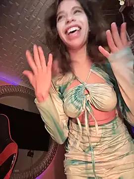 StripChat Queentaraf999 is Freechat Queentaraf999 — YOU MAKE ME HORNY try11/101/202