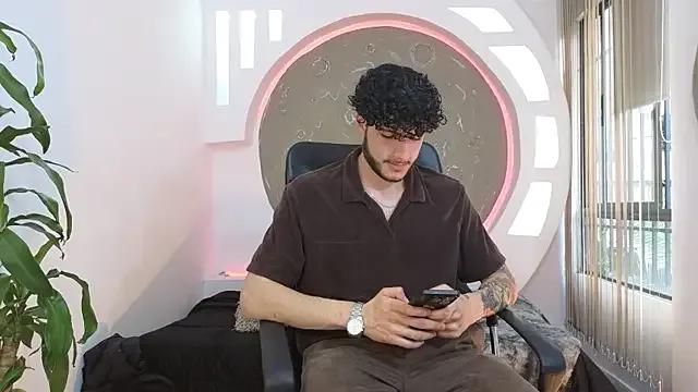 Rafael_Mendezz on StripChat 