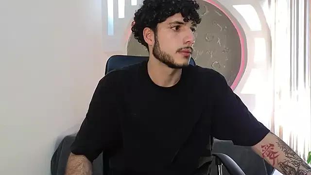 Rafael_Mendezz on StripChat 