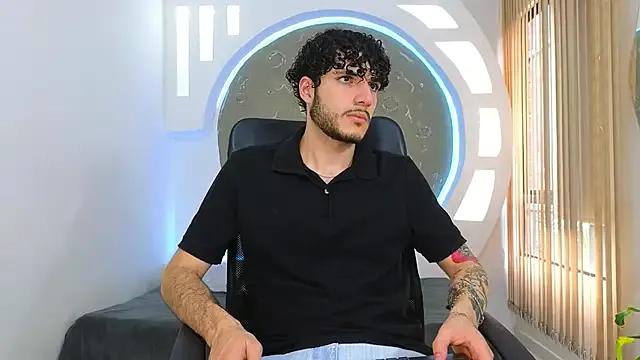 Rafael_Mendezz on StripChat 