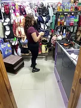 Group ROSALIASEXSHOP on StripChat