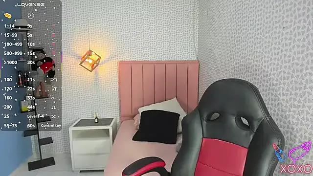 Freechat ROSIE_MOSS on StripChat