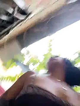 Freechat Rous-squir on StripChat