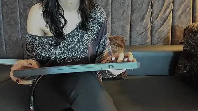 StripChat Rowan_Mills is Freechat Rowan_Mills — All Naked and Masturbate 3min