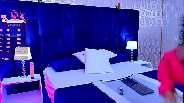 Samanta_Isel on StripChat 