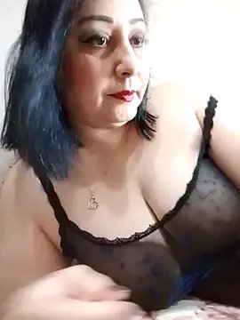 StripChat Sevilya_kiss is Freechat Sevilya_kiss — Naked and puzzy in dildo