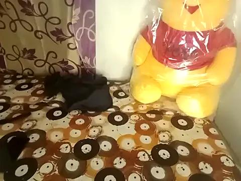 shuhana_ on StripChat 