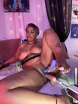 Freechat skarlleth_11 on StripChat