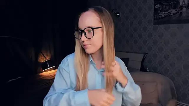 SoonMoor on StripChat 