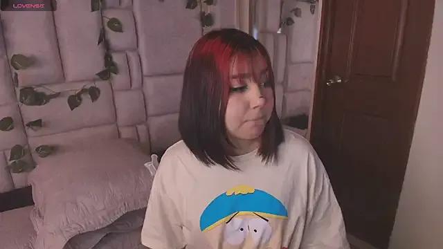 Freechat sophiievv on StripChat