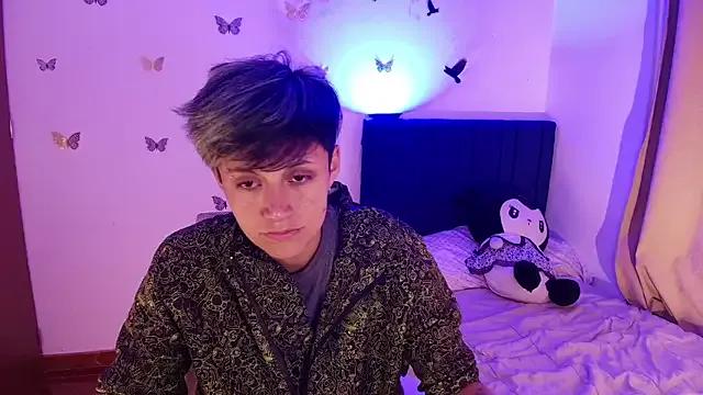 Freechat spicyferny on StripChat