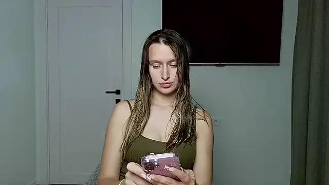 Freechat Submissive_love on StripChat