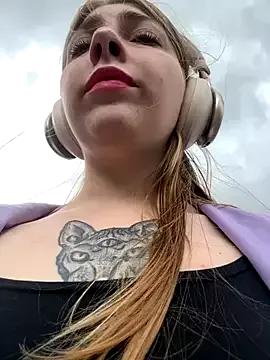 Sunny___Bunny on StripChat 