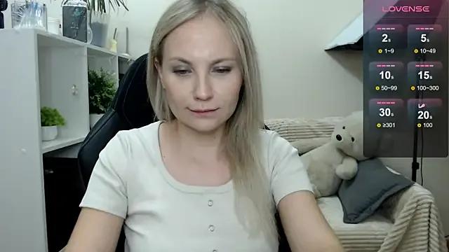 Sunny_bunny6 on StripChat