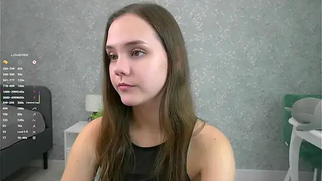 SweetSaraPie on StripChat 