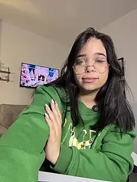 tati_reyess on StripChat