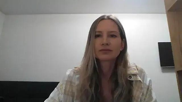 StripChat Tavriena is Freechat Tavriena — Oh,what if i show him a little shoulder?