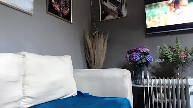 Freechat ThickyMinajxx on StripChat