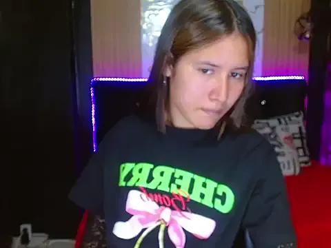 Freechat tinibunny on StripChat