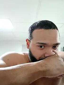 Freechat tripping385 on StripChat