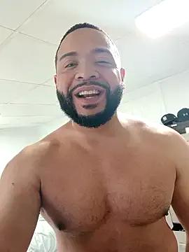 Freechat tripping385 on StripChat