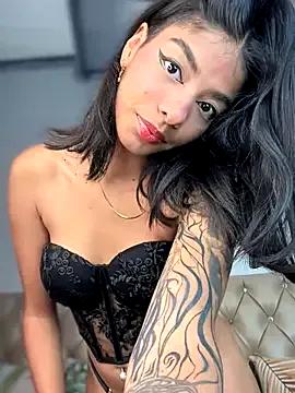 Freechat TweetiePieXXX on StripChat