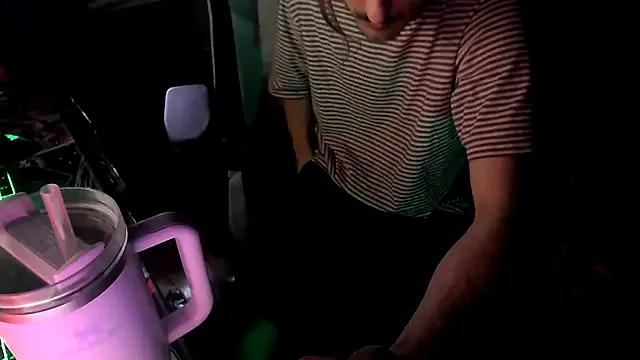 Freechat twink69Finger on StripChat