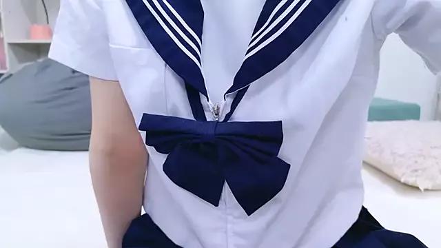 Group umi_umi_7 on StripChat