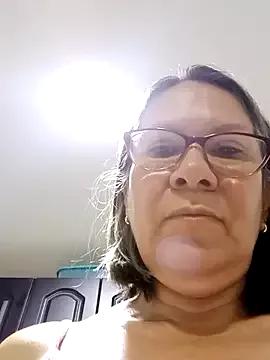 victoria_wayne on StripChat